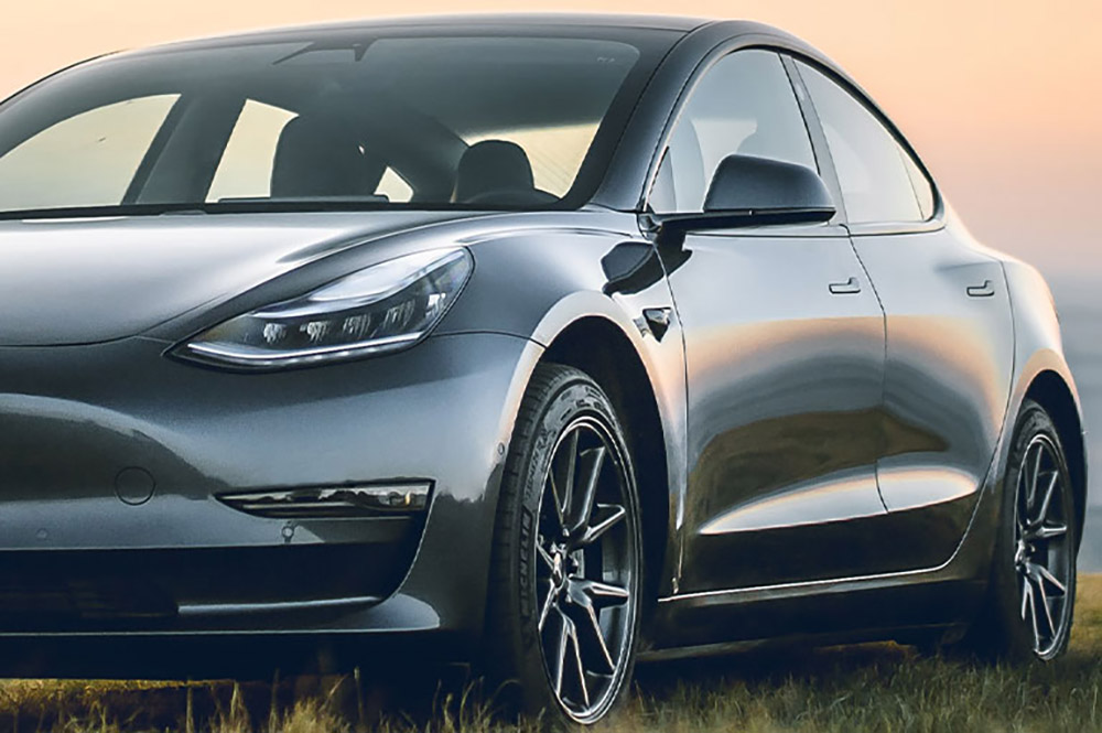 Film pour vitres teintées : comment choisir la teinte de ses filtres et comment bien les poser