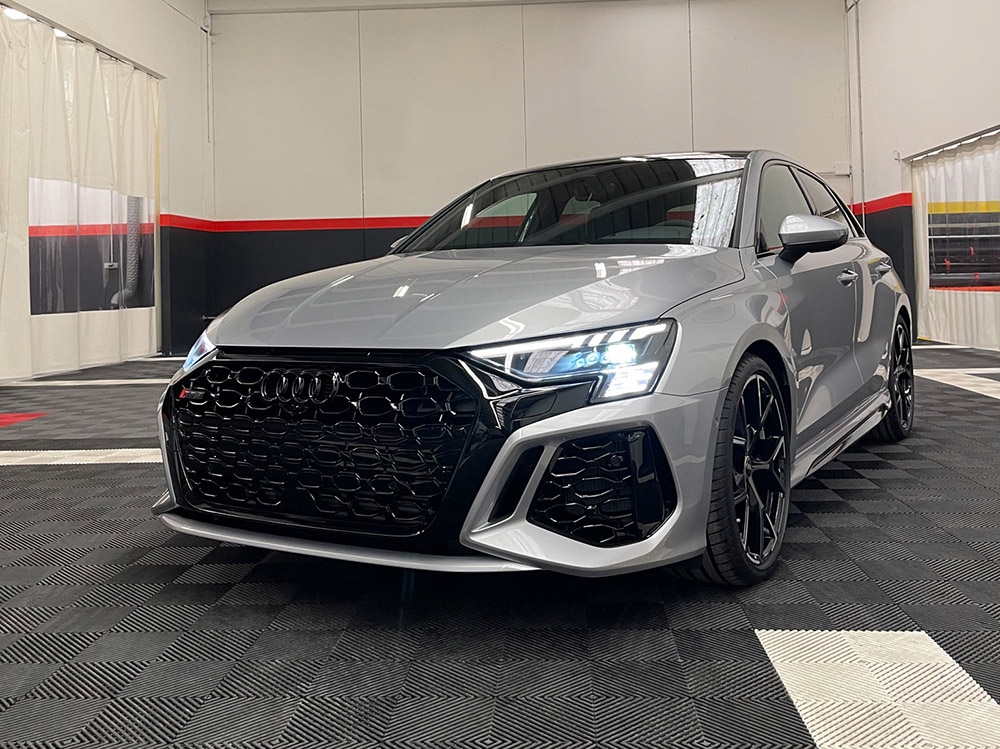 une Audi RS3 protégée par un film Xpel Ultimate Plus 8