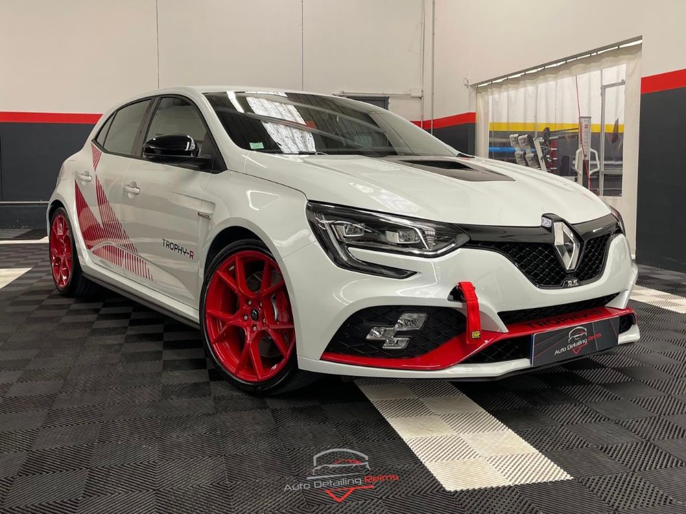 Xpel Ultimate Plus 10 sur Mégane RS Trophy : une protection ultime à la hauteur de ses performances