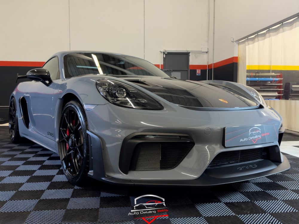 Film de protection carrosserie et protection intérieure sur Porsche 718 Cayman GT4 RS